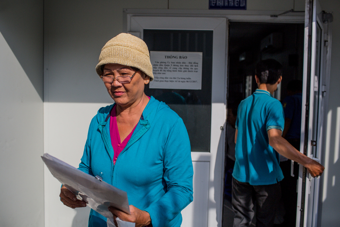 Người Sài Gòn rồng rắn xếp hàng làm thủ tục nhà đất